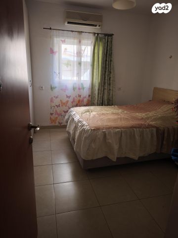 דירה, שלום שבזי 8, מחנה יהודה, פתח תקווה