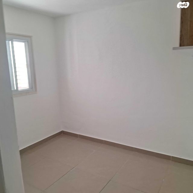 דירה, הראשונים 32, רובע א', אשדוד