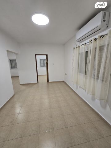 דירה, שביל הרקפת 33, ביצרון ורמת ישראל, תל אביב יפו