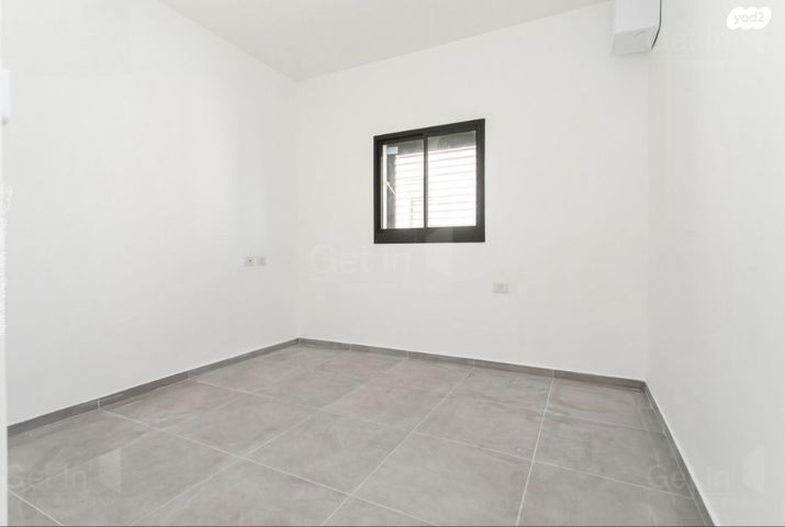 דירה, עמירם חרלף 8, אחוזה, חיפה