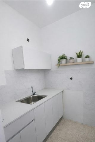 דירה, א.ד. גורדון 9, צפון מערב מרכז העיר, נתניה