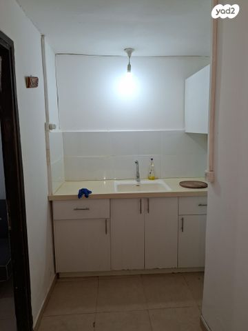 יחידת דיור, סמטת האגוז 8, נאות המייסדים, שדרות