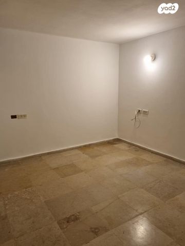 יחידת דיור, סלעית 10, הציפורים, קיסריה