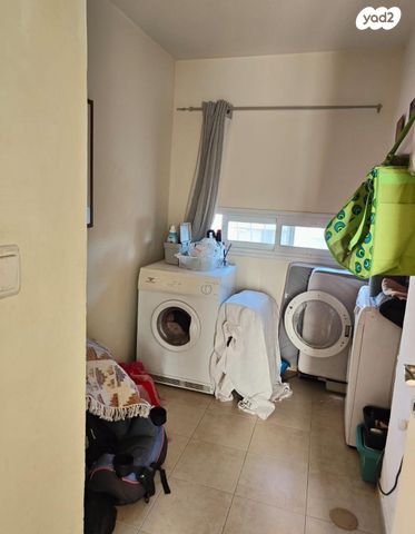 דירה, הרצל 10, ארלוזורוב, כפר סבא