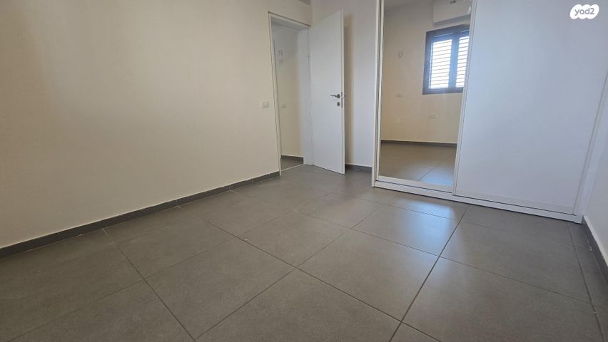 דירה, יצחק שדה 4, דרום מערב ותיק, בת ים