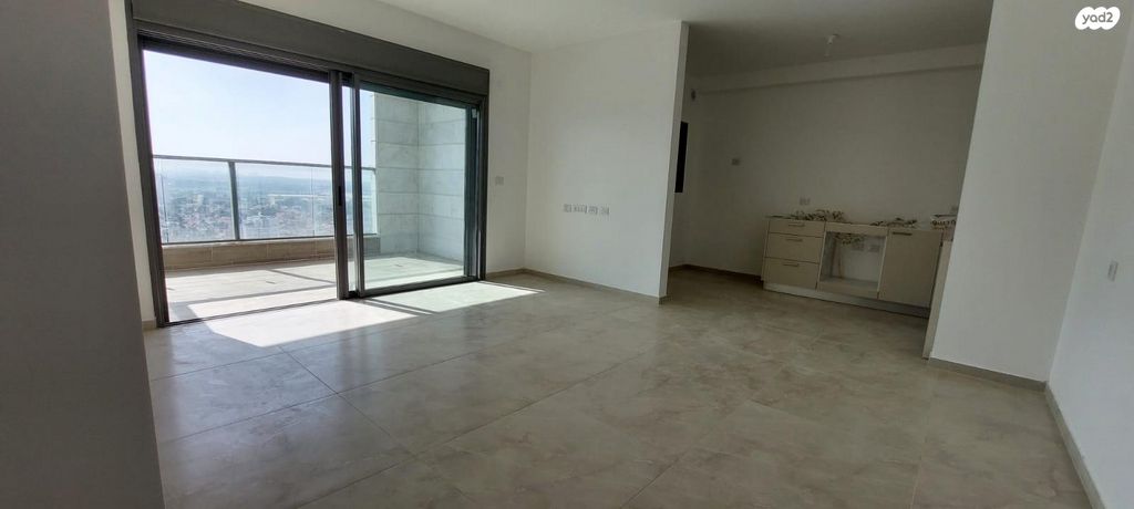 דירה, הרברט סמואל 42, מרכז העיר, חדרה