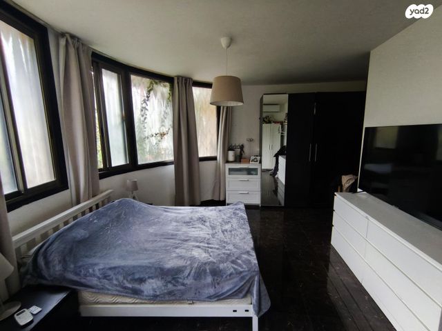 דירת גן, עמק האלה 31, קרית קריניצי, רמת גן