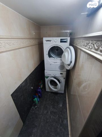 דירת גן, עמק האלה 31, קרית קריניצי, רמת גן