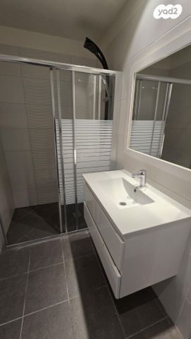 דירה, יצחק שדה 4, דרום מערב ותיק, בת ים