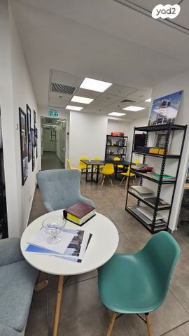 בניין משרדים, מצדה 7, אזור תעשיה צפון, בני ברק