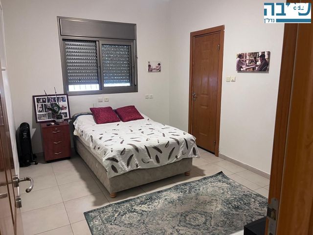 דירה, אחד העם, א' / צפון מזרח העיר, רחובות