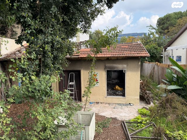 בית פרטי/ קוטג', הגולן 88, רמת החייל, תל אביב יפו