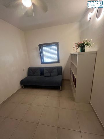 דירה, אחד העם, א' / צפון מזרח העיר, רחובות