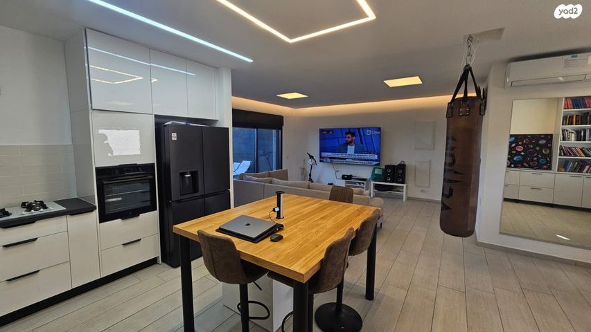 דירה, אבנר חי שאקי, גילה, ירושלים