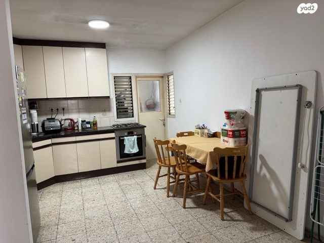 דירה, טירת צבי, נחלת יצחק, תל אביב יפו