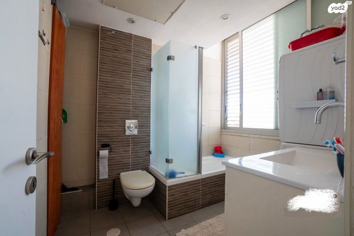 דירה, י"א באדר, נגבה, רמת גן