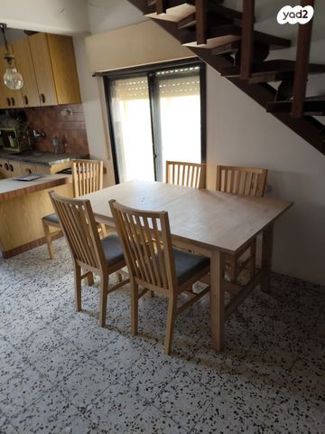 דו משפחתי, רמת ישי