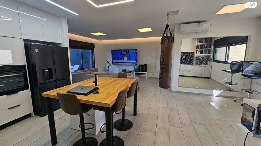 דירה, אבנר חי שאקי, גילה, ירושלים