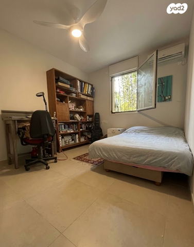 דירת גן, שושן צחור, הפרחים, מודיעין מכבים רעות