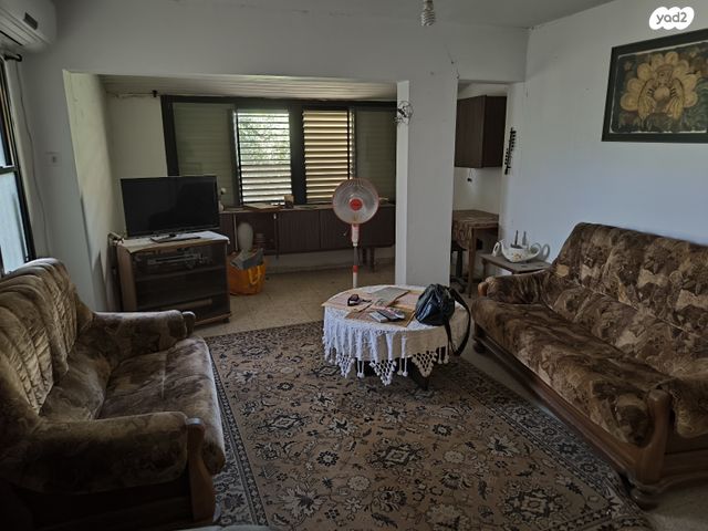 דו משפחתי, רמת ישי