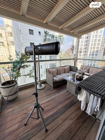 דירה, נווה גן, רמת השרון