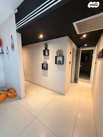 גג/ פנטהאוז, שקמים ואגמים, אשקלון