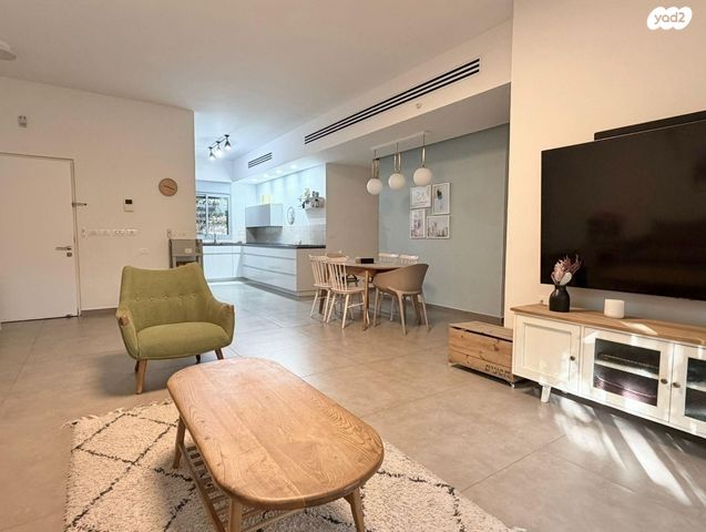 דירת גן, ע. הלל, נווה זמר, רעננה