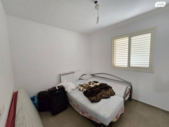 דירה, הרב יצחק כדורי, חומת שמואל, הר חומה, ירושלים