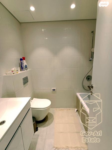 דירה, חזקיהו המלך, קטמון הישנה, ירושלים