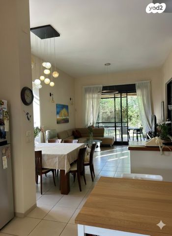 בית פרטי/ קוטג', צופית