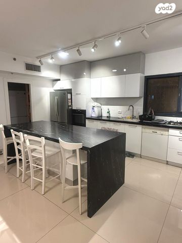 הדר המושבות החדשה / אם המושבות החדשה