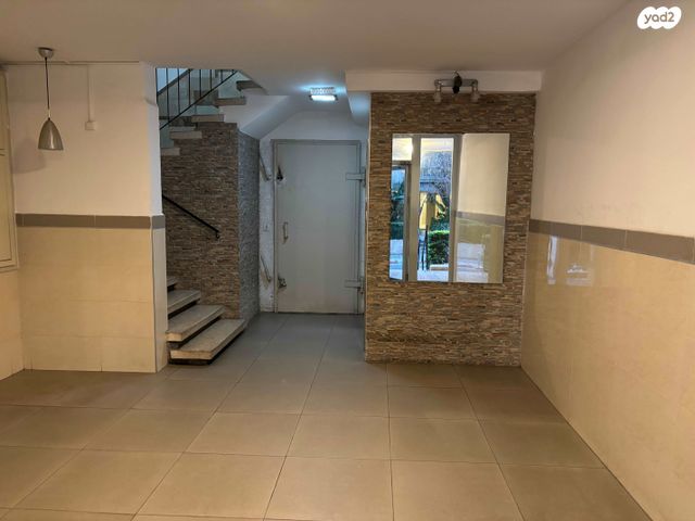 דירה, פאת השולחן, נחלת יצחק, תל אביב יפו