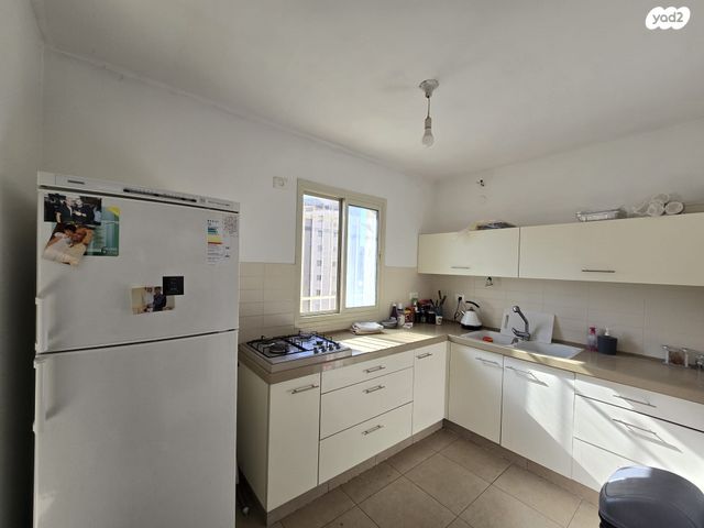 דירה, הרב יצחק כדורי, חומת שמואל, הר חומה, ירושלים