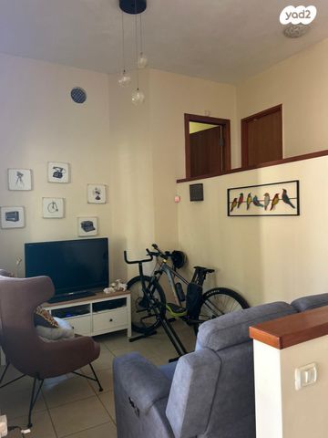 בית פרטי/ קוטג', צופית