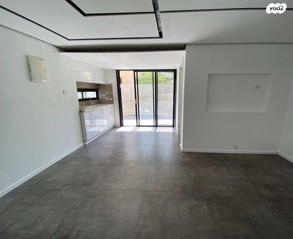 דירת גן, ארטר 8, ביצרון ורמת ישראל, תל אביב יפו