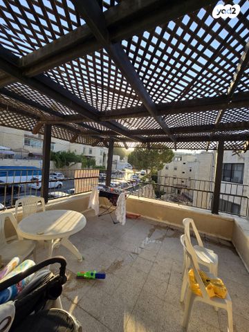 גג/ פנטהאוז, רמות, ירושלים