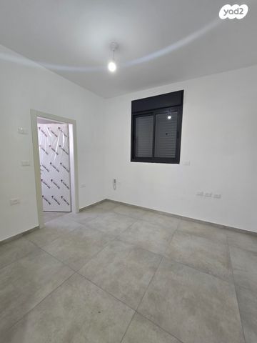 גג/ פנטהאוז, מור, אור ים, אור עקיבא