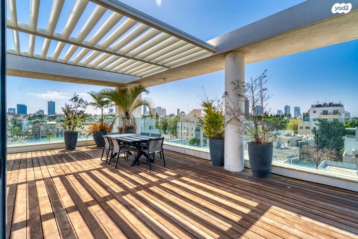 גג/ פנטהאוז, הפעמונים, קרית הפרחים - 2005, רעננה