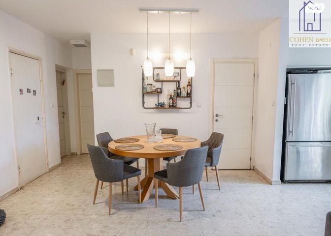 דירת גן, מנתור, הנחלים, מודיעין מכבים רעות