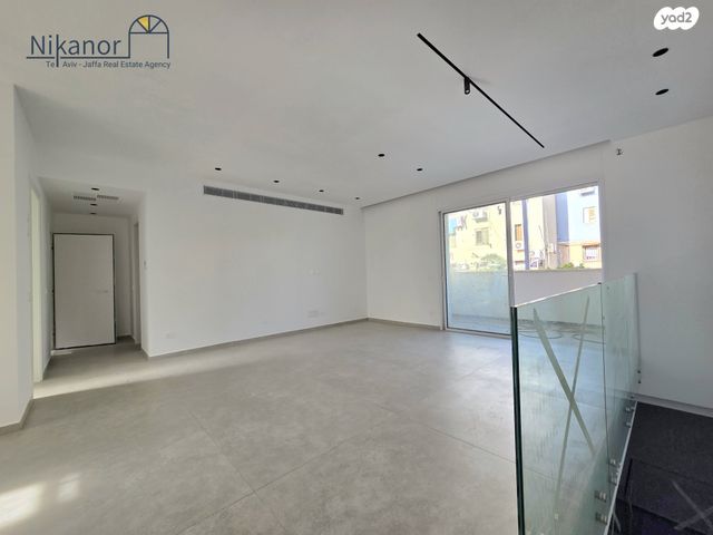 דופלקס, פחד יצחק, עג'מי, גבעת העליה, תל אביב יפו