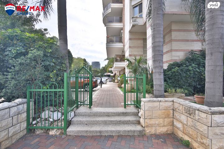 דירה, יצחק בן צבי, נווה גנים, קרית מוצקין