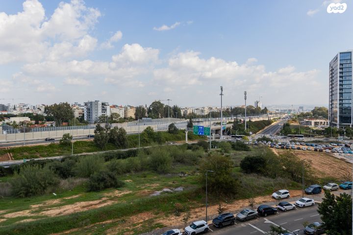 דירה, הוד השרון