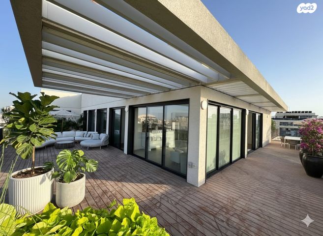 נאות אפקה ב'