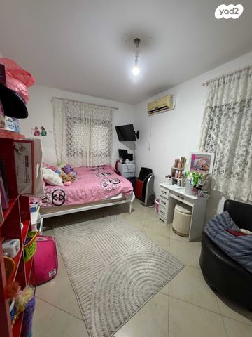 דירה, הנרקיסים, קרית מלאכי