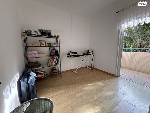 דירת גן, השריג, קרית כרמים, ראשון לציון