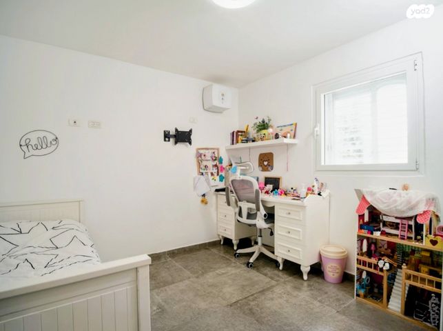 דירה, משה סנה, נס ציונה