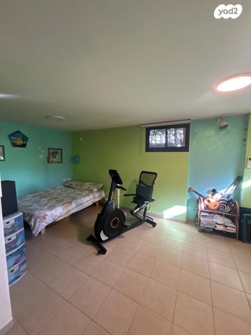 בית פרטי/ קוטג', צופית