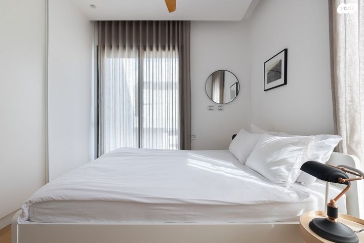 גג/ פנטהאוז, הפרחים, קרית הפרחים - 2005, רעננה