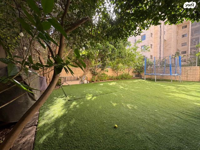 דירת גן, כפר סבא הירוקה, כפר סבא