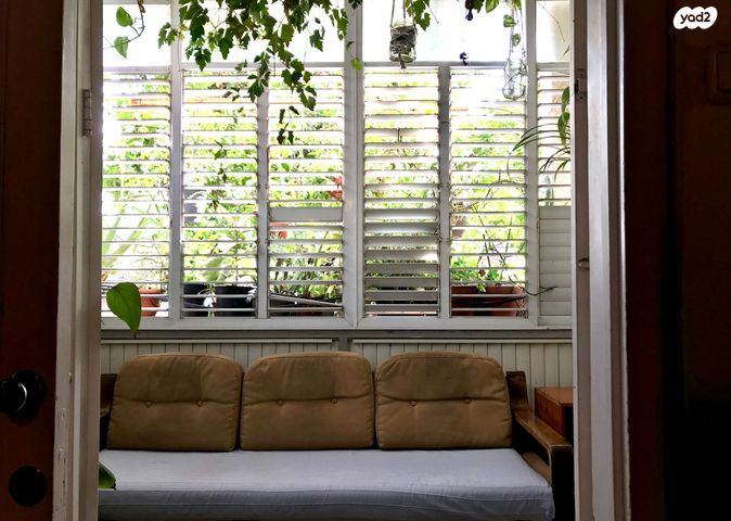 דירת גן, הקשת, קרית שלום, תל אביב יפו